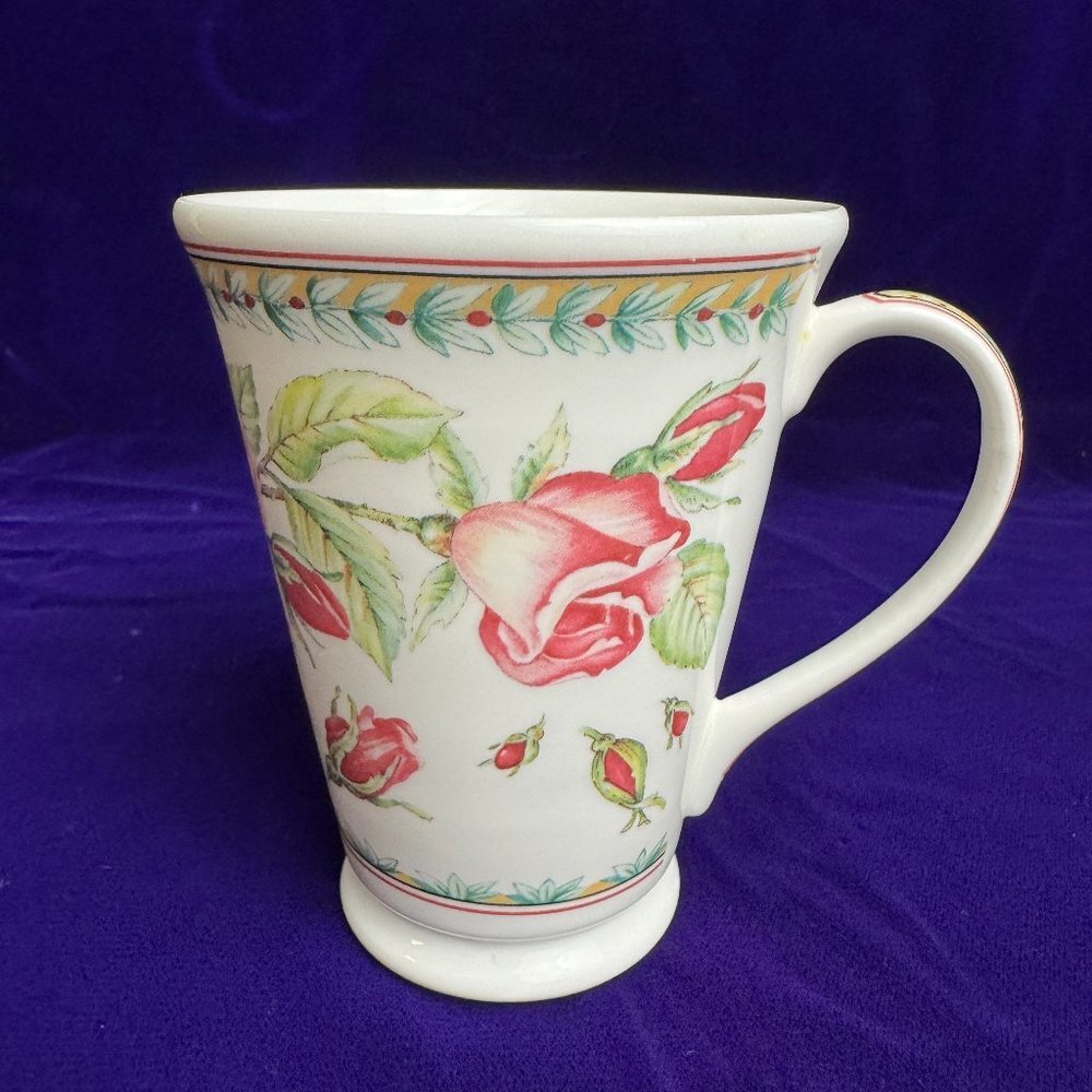 NWOT Crown Trent China Rose Tea Mug England Fine Bone China